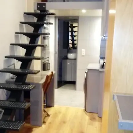 Hotel Studio Centre *